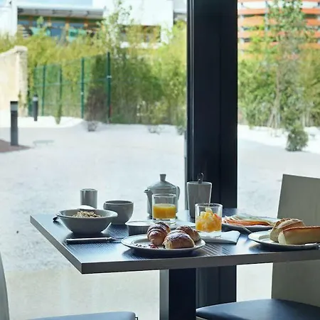 Express - Odysseum By Ihg